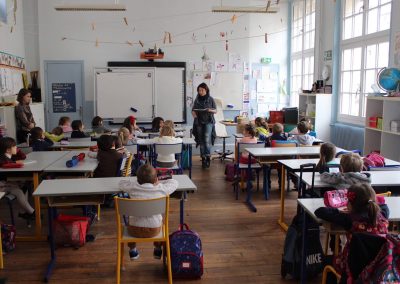 Катерина Бабкіна в українській школі Святого Володимира в Парижі
