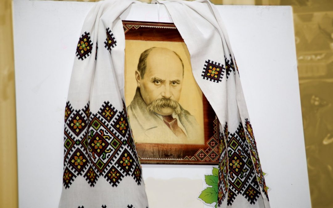 Літературно-музична композиція «На перехрестях долі й музи»